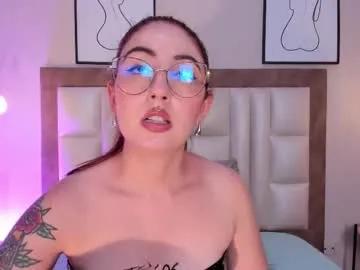 Freechat emilyywatson on Chaturbate