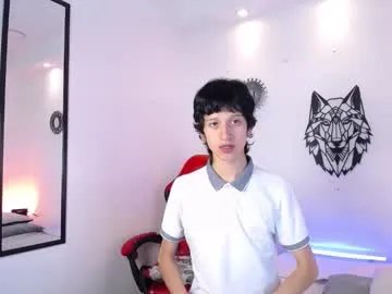 Freechat emmo_boy on Chaturbate