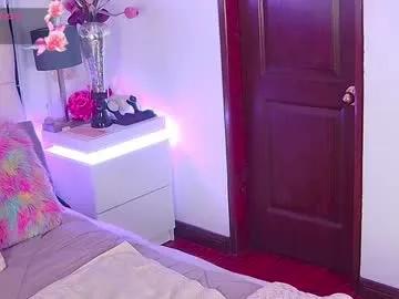 evelynagrey on Chaturbate 