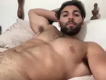 fitcurvyman4fun_69 on Chaturbate