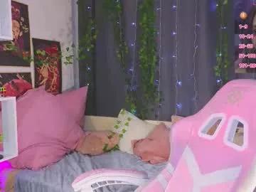 Freechat hollisbelch on Chaturbate