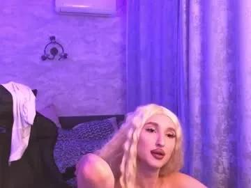 Freechat honey_sunset on Chaturbate