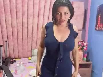 Freechat hornyskinny26 on Chaturbate