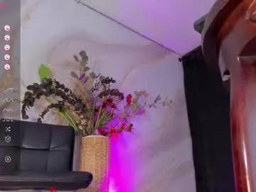 Freechat karlaebony_ts on Chaturbate