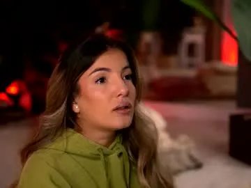 kellymathews on Chaturbate