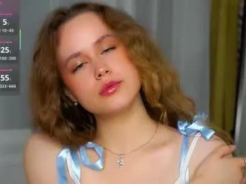 Freechat kendraedger on Chaturbate