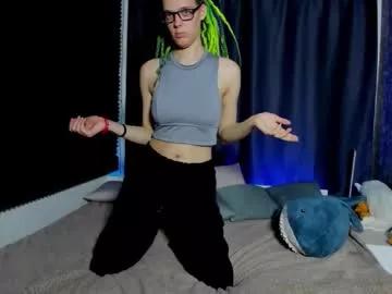 Freechat kiki_krash on Chaturbate