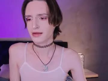 Freechat kira_long on Chaturbate