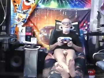 Freechat kiveuxmakeu on Chaturbate