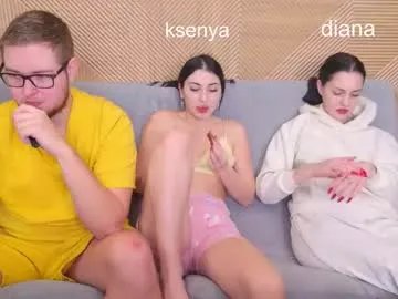 ksenyahot — Threesome sex + creampie [2000 tokens left] New threesome vids in bio #threesome #young