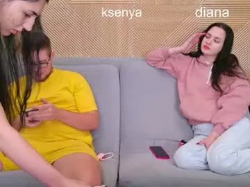 Freechat ksenyahot on Chaturbate