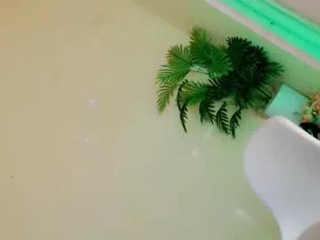 Freechat lady_in_black18 on Chaturbate