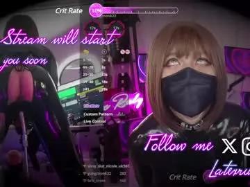 Freechat latexrubydoll on Chaturbate