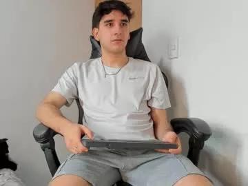 Freechat leo_jones389 on Chaturbate