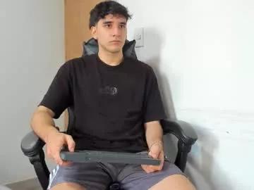 Freechat leo_jones389 on Chaturbate