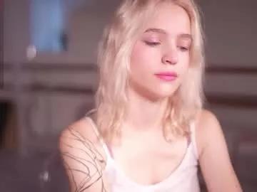 leo_lulu — show your image Lulu [15 tokens left] #young #skinny #teen #18 #blonde