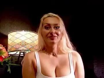 Freechat leticiareys on Chaturbate