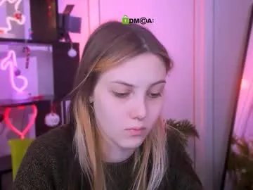 lia_winn — make me happy #nonude  #18 #cute #pm #hair [92 tokens remaining]