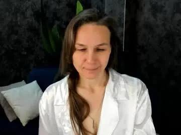 Freechat lillian_white1 on Chaturbate