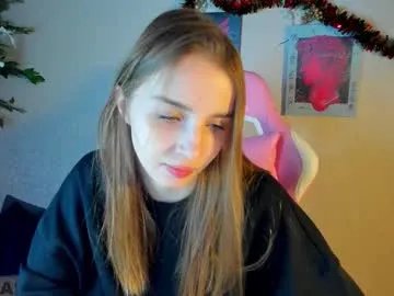 lina_reeds on Chaturbate