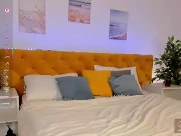 Freechat lisafoxy_ on Chaturbate