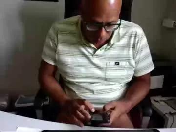 Freechat little_buddha on Chaturbate