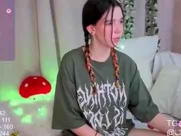 Away little_teya on Chaturbate