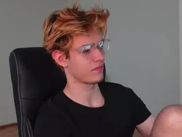 Freechat logan_fraser on Chaturbate