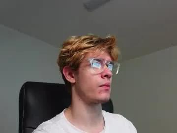 Freechat logan_fraser on Chaturbate