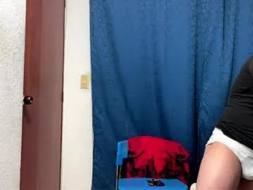 Freechat logan_x3 on Chaturbate