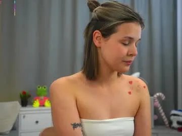 lookatmehabibi_ on Chaturbate