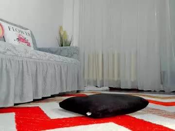 Freechat loralory_ on Chaturbate