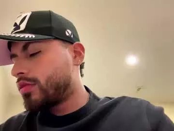 Freechat los_juanes on Chaturbate