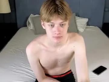 Freechat louie_evans on Chaturbate