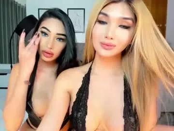 Freechat louiseelizabeth on Chaturbate