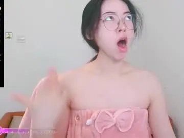 luckrose on Chaturbate