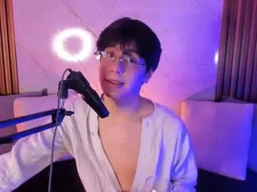 luixdust1 on Chaturbate