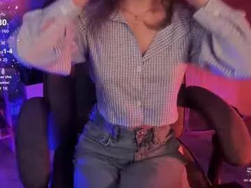 Freechat luxrayi on Chaturbate