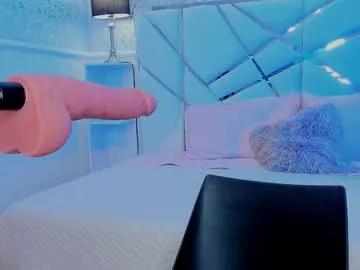 Freechat lyen_rae on Chaturbate