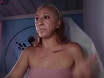 massielferretis on Chaturbate