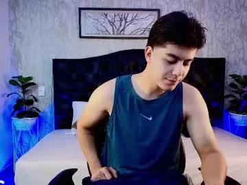 Freechat maxxicruz on Chaturbate