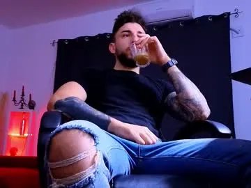 Group mightyaaron on Chaturbate