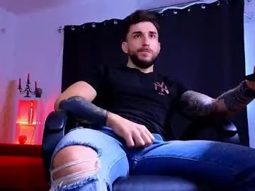 Group mightyaaron on Chaturbate