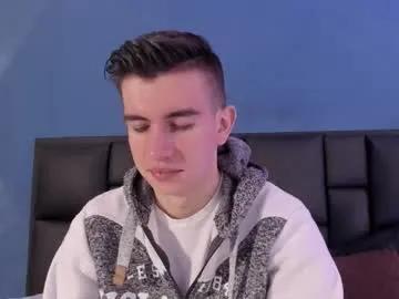 Freechat mikaelslow on Chaturbate