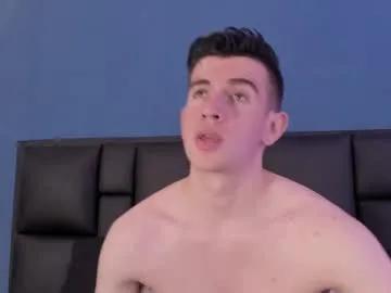 Freechat mikaelslow on Chaturbate