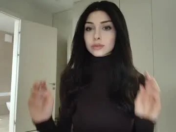 milla_bella on Chaturbate