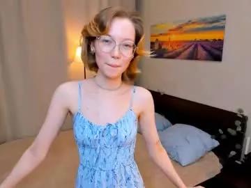 Freechat moirebroady on Chaturbate