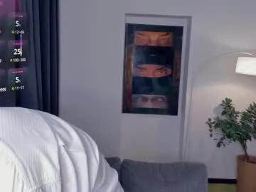 Freechat nakishacroshaw on Chaturbate