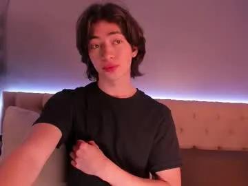 Freechat nickierainer on Chaturbate