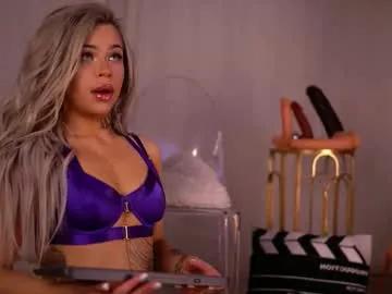 Freechat nickybennz on Chaturbate